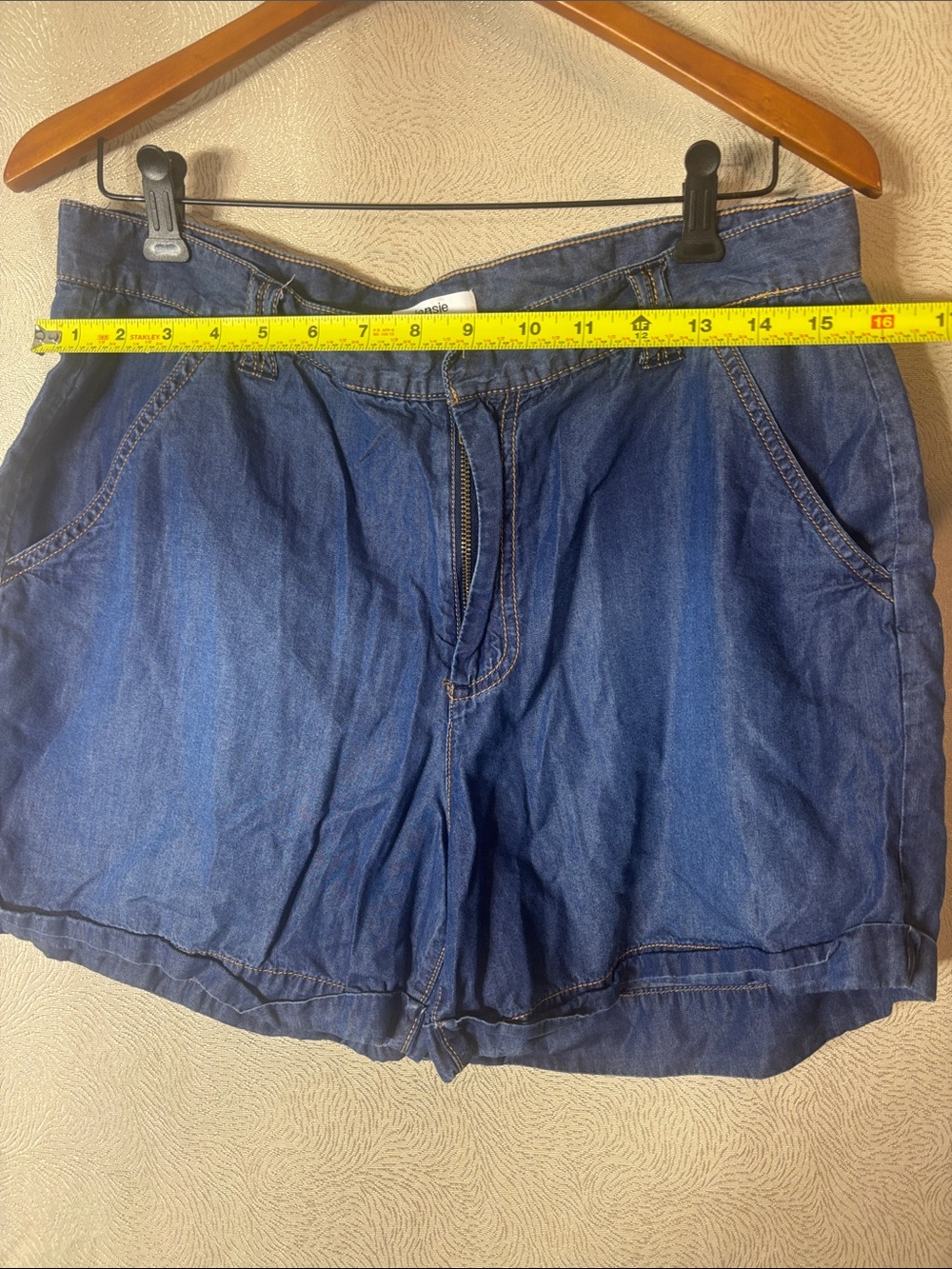 Kensie Jeans Denim Blue lightweight Women's Shorts - Casual Pull-OnStyle 0377 - Picture 2 of 10
